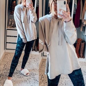 EUC Aerie Cream Hoodie